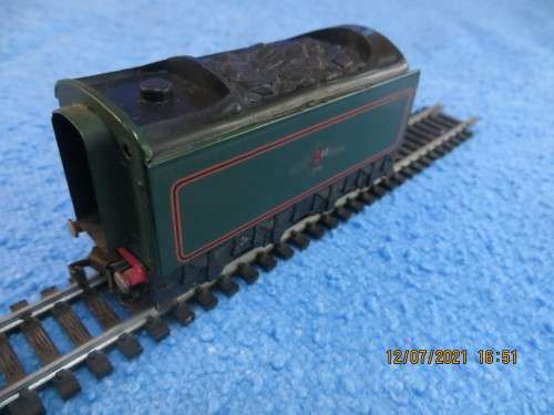 Hornby Dublo BR 8 wheel Tender - 2 rail