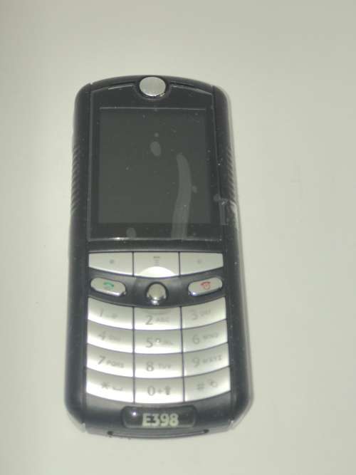 Retro Feature Phone -Motorola C380 + Bluetooth Headset + Micro SD Card