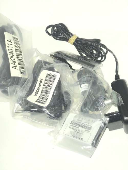 Retro Feature Phone -Motorola C380 + Bluetooth Headset + Micro SD Card