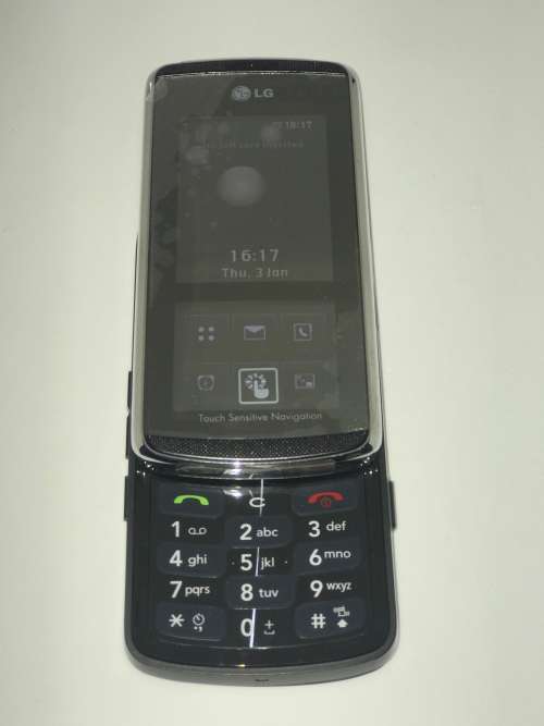 Collectors - LG KF600 - Retro Dual Screen Slide Phone