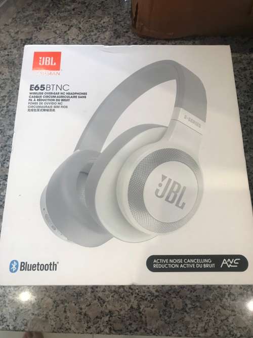 JBL E65BTNC | Wireless over-ear noise-cancelling headphones