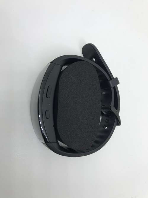 Warehouse clearance !! Samsung Gear fit 2 Pro - large