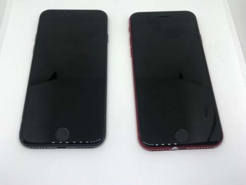 Crazy Special ! Apple iPhone 8 64 GB Only red left