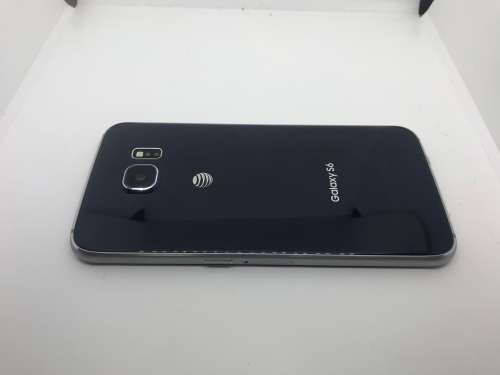 Samsung S6 32 GB + Free genuine Samsung cover - Please read description