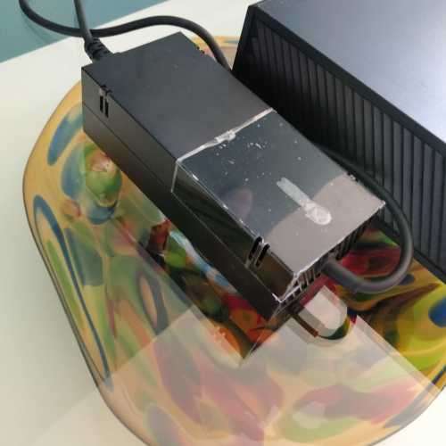 Xbox One 500 GB Console + Controller