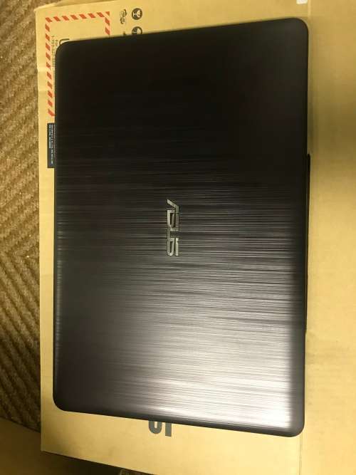 ASUS X540M - Intel N4000 , 4 GB RAM , 500 GB , 15.6" HD Display
