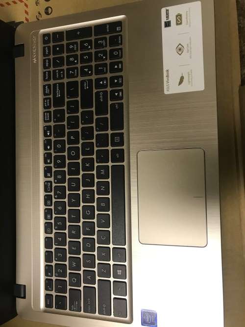 ASUS X540M - Intel N4000 , 4 GB RAM , 500 GB , 15.6" HD Display