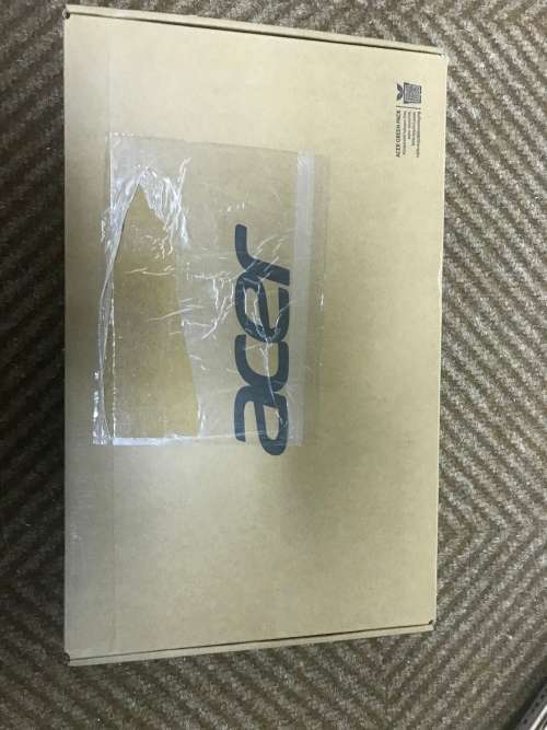 Acer Aspire 3 - 15.6 " , Intel Celeron , 15.6 '', 4 GB DDR 3 , 500 GB HDD