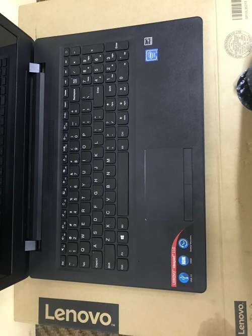 Lenovo ideapad 110 - Intel celeron N3060, 4GB RAM , 500 GB HDD, 15,6" HD Display