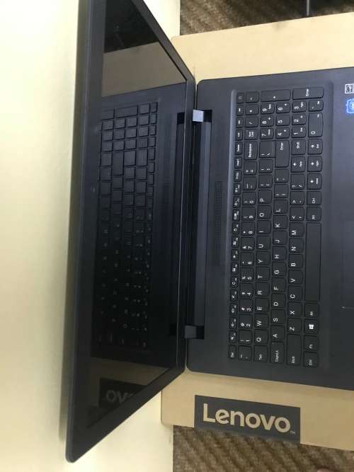 Lenovo ideapad 110 - Intel celeron N3060, 4GB RAM , 500 GB HDD, 15,6" HD Display