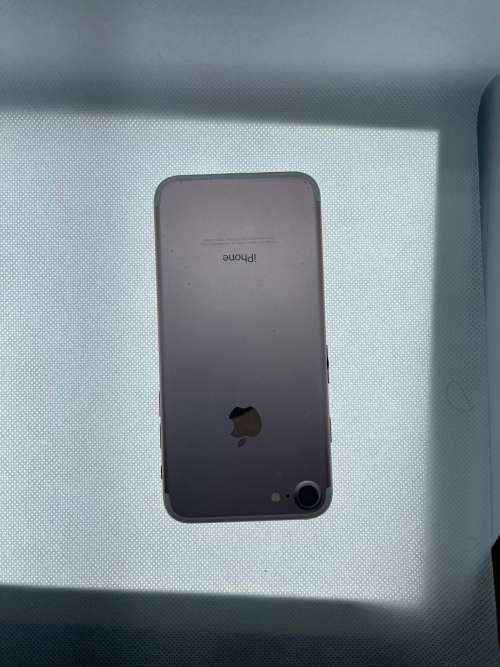 Clearance !!! iPhone 7 32. GB  - No Touch ID