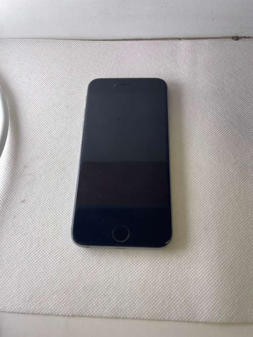Clearance !!! iPhone 6 64GB