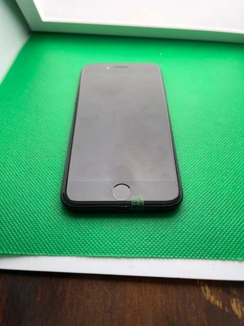 Clearance !!! iPhone 7 128 GB  - No Touch ID / Home button -100% Battery health