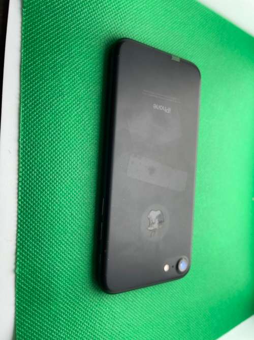 Clearance !!! iPhone 7 128 GB  - No Touch ID / Home button -100% Battery health