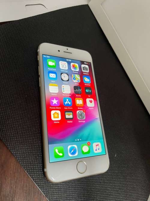 Warehouse Clearance : IPhone 6 64 GB  - Read description