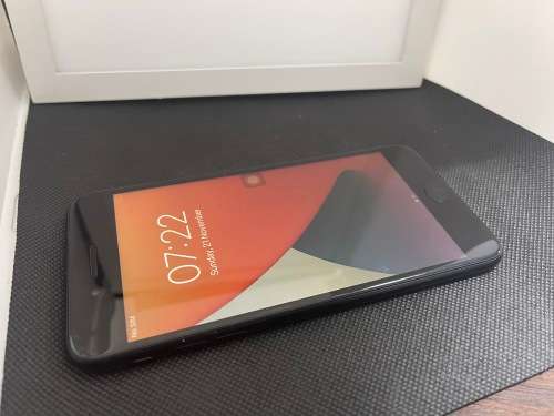 Warehouse Clearance : IPhone 7 Plus 256 GB + No touch ID  (Read Description)