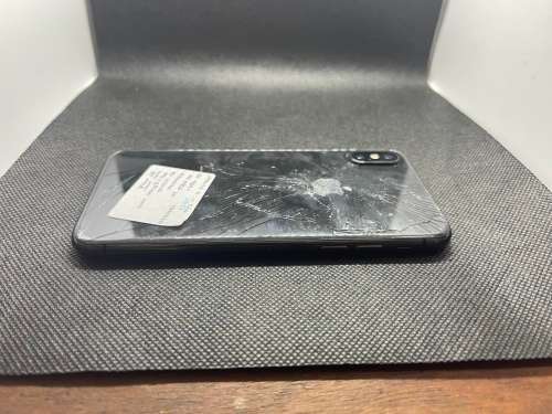 Warehouse Clearance : IPhone X 256 GB - CRACKED BACK GLASS