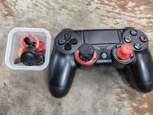 Sony PlayStation 4 Gaming Bundle 1 TB