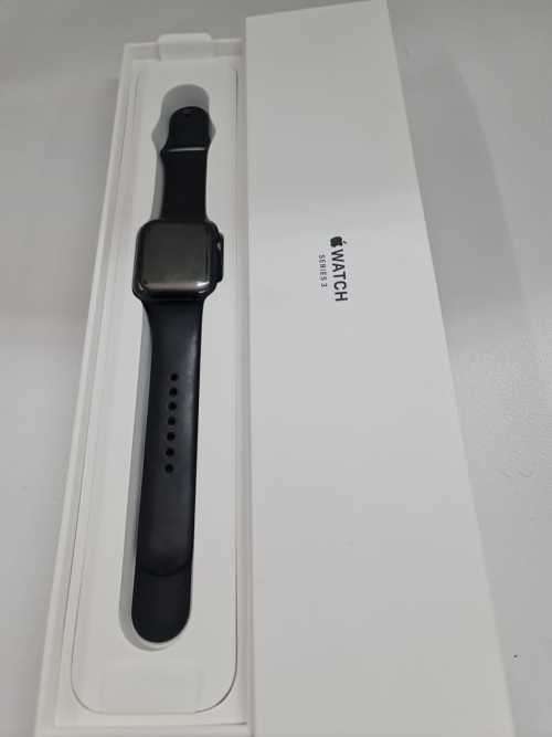 Apple Watch Series 3 42 MM  GPS Aluminum Case