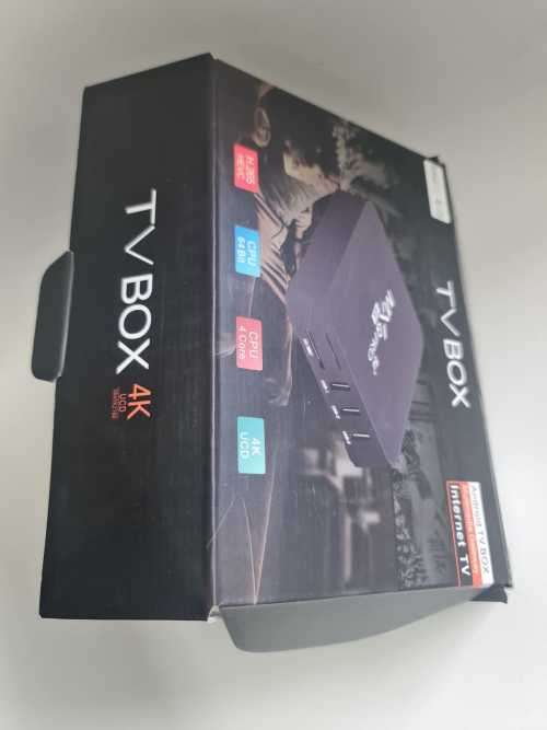 MXQ PRO 4K Android TV Box.
