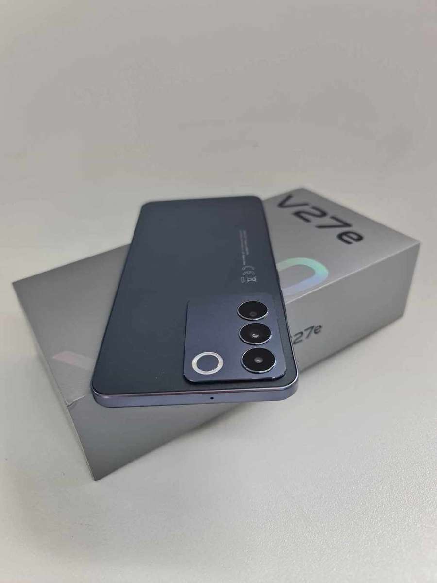 Vivo V27e 256GB - New (open box)