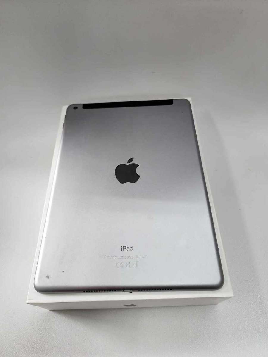 Apple iPad (6th Generation) 128GB preowned