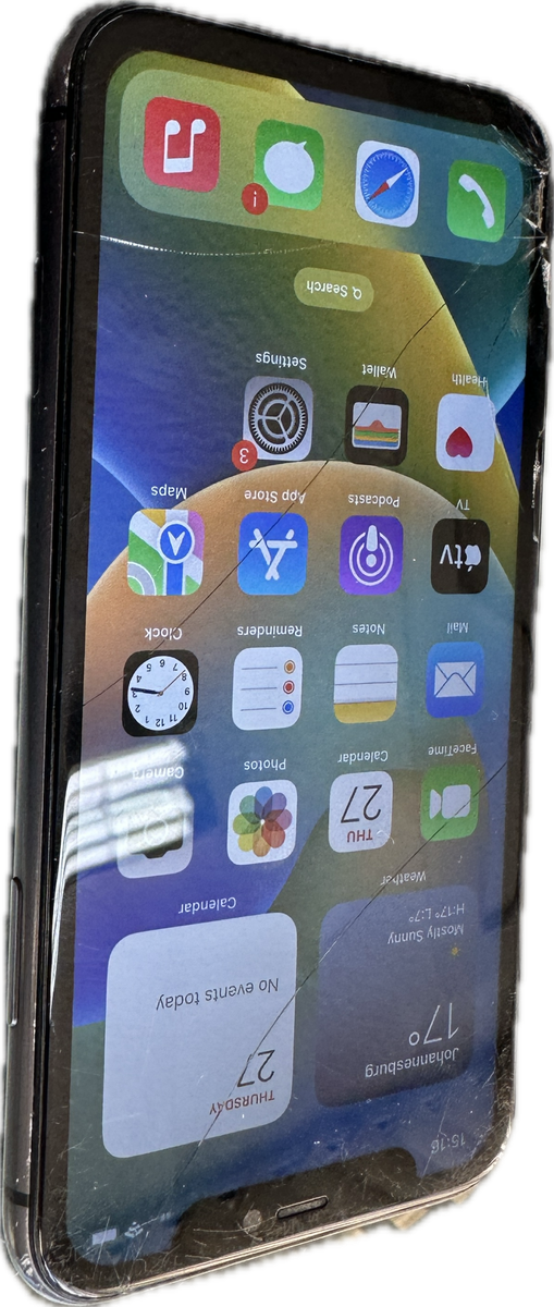 Clearance:  IPHONE 11 64GB - Cracked Screen