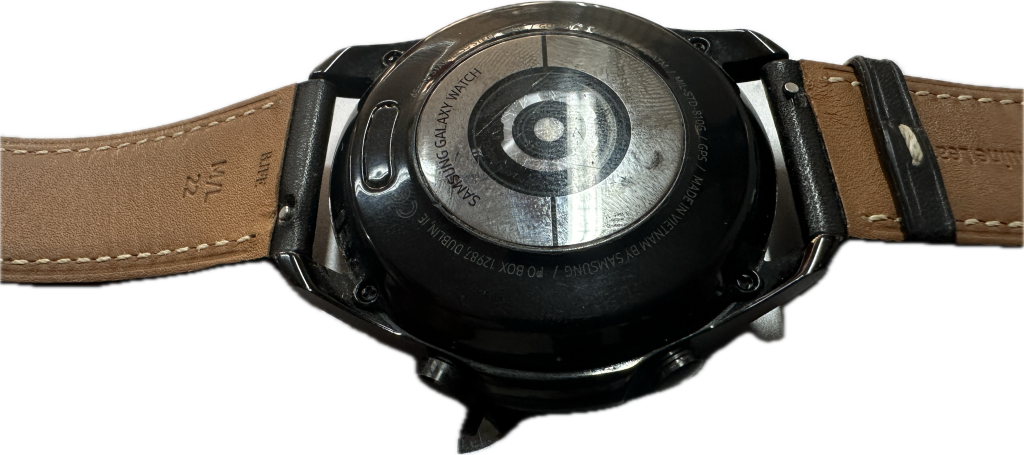 TRADE IN CLEARANCE  : SAMSUNG WATCH 3 - please read