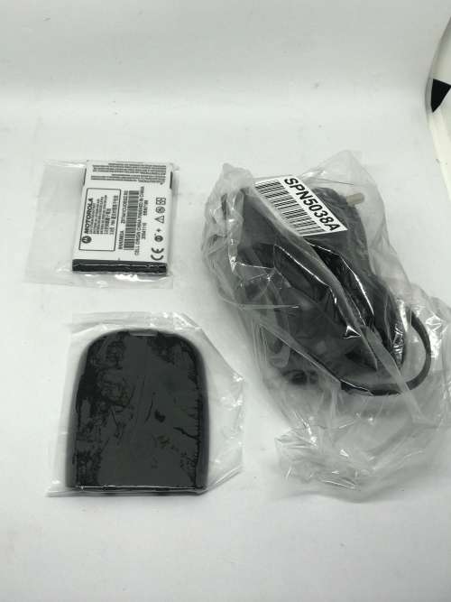 Retro flip Phone - Motorola V535 + RETRO BLUETOOTH HEADSET