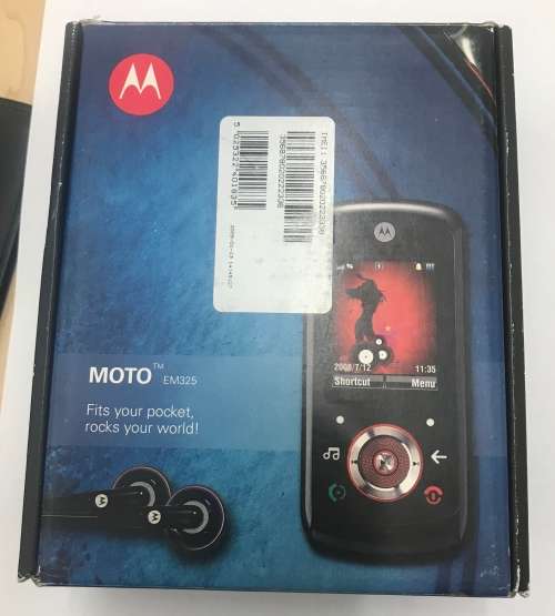 Retro Slide Phone - Motorola EM325