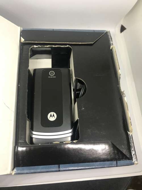 Retro flip Phone - Motorola w375