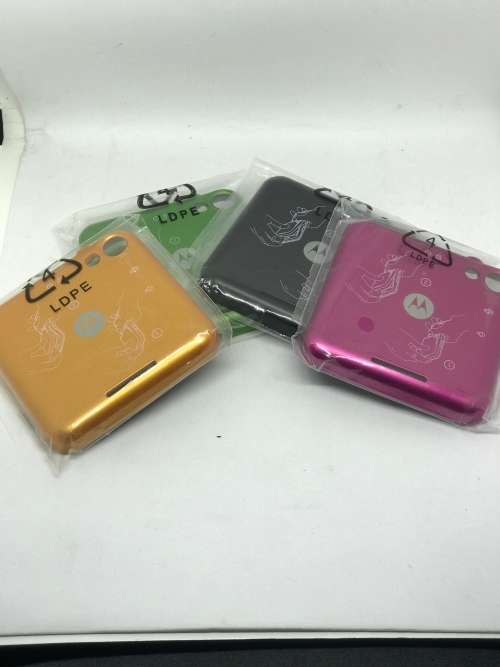 Retro Pivot Phone - Motorola FlipOut