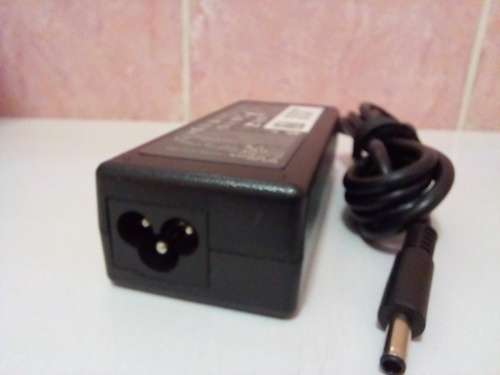 Dell Small Pin 19.5v AC Adapter