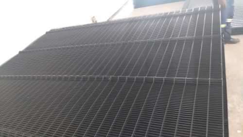 Clearvu Fence Panel with 80*80 mm pole and securing accessories