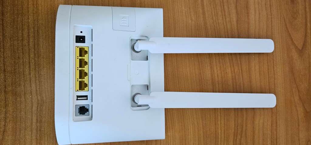 Huawei 4G wifi router