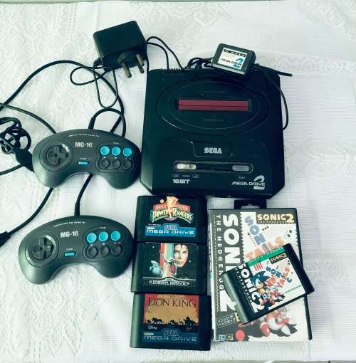 Sega Mega Drive and 4 games