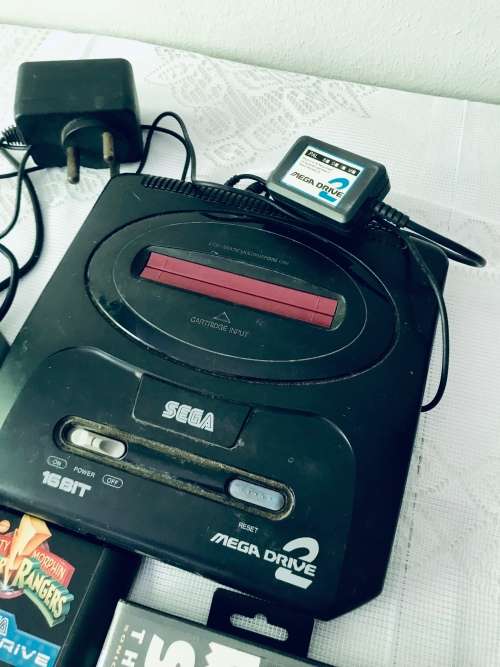 Sega Mega Drive and 4 games