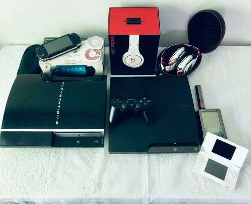 Bulk lot of Untested Gaming products