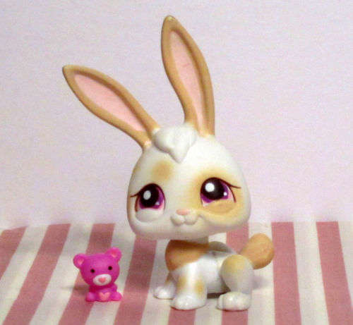 Last One - Littlest pet shop, Springtime Bunny 265 - bunny only