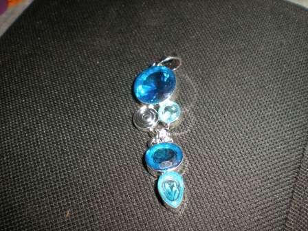 Pendant - Quartz Pendant Silver Tone - Blue