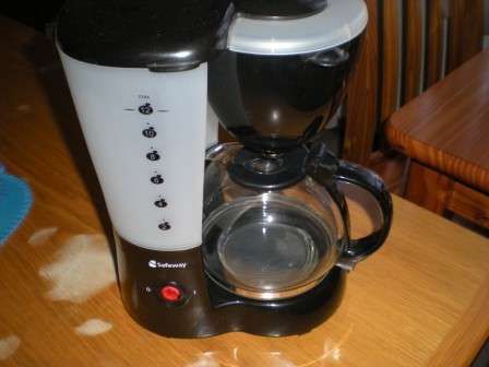 @ Crazy R1 Auction - Safeway Coffeemaker Secondhand!!