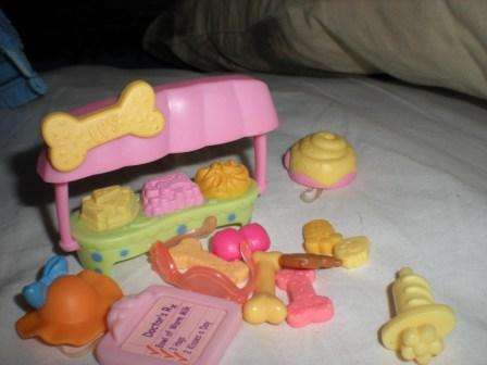 Littlest Pet Shop, Accessories - food store