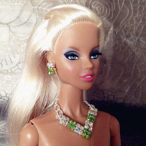 Barbie Fashion House -  handmade jewelry Earrings Necklace for barbie fashion royalty dolls