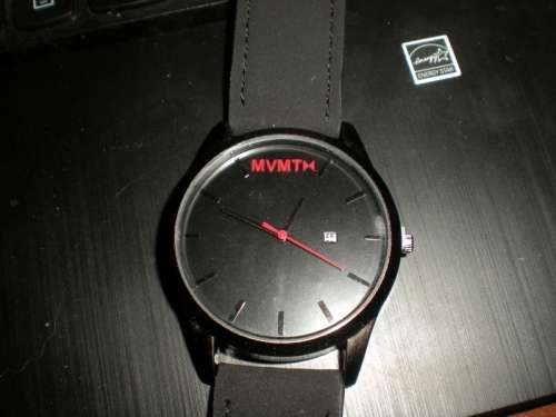 Classic Unisex - New Luxury Fashion Faux Leather Mens Quartz Analog Watch with Date Function