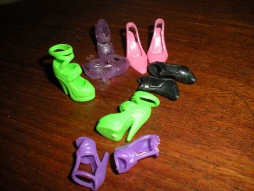 Barbie Fashion House, Barbie Shoes  6 pairs