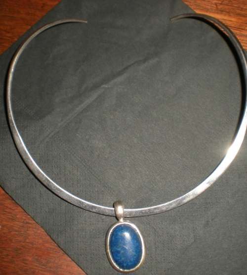 Sterling Necklace Choker with Sterling Lapis Lazuli Pendant  - 47 g
