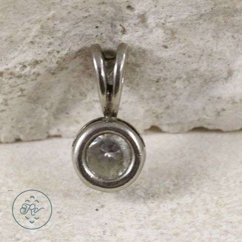 Sterling Silver Pendant  - lovely Big Zirconia
