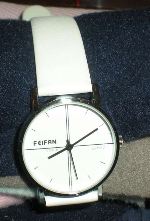 Trendy Watch - Fashion Watch - FEIFAN White Leatherette Strap