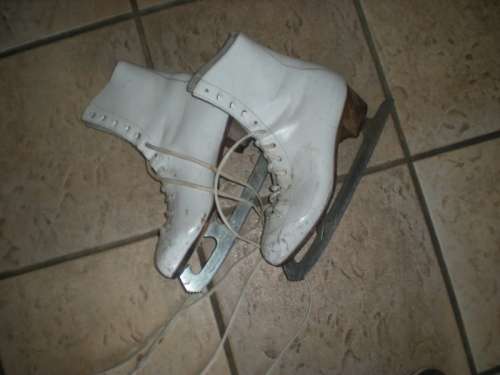 Genuine Leather Ice Skates for Ladies size UK 5