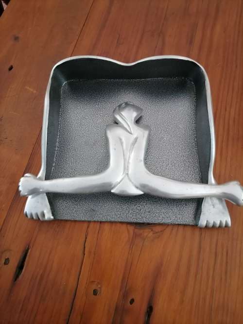 Carrol Boyes, Serviette Holder take a bow